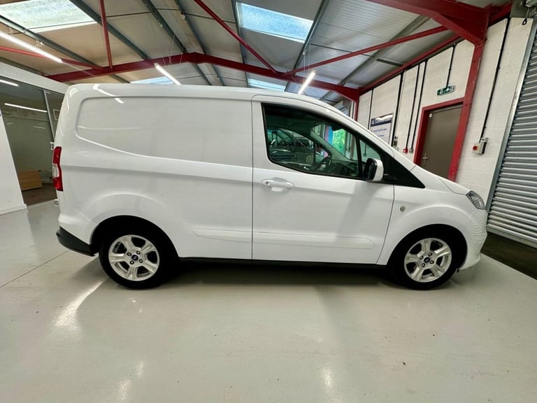 2022 22 FORD TRANSIT COURIER 1.5 TDCI LIMITED EURO 6 (100 PS) * 59,999 LIMITED *