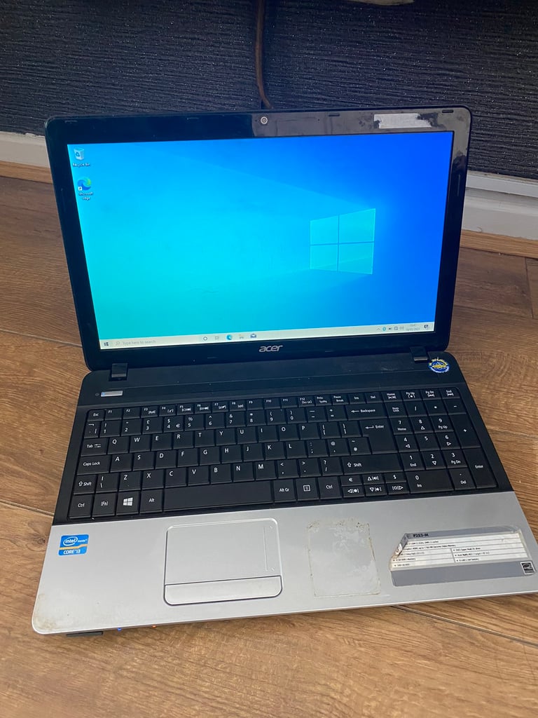 Acer laptop. Core i3