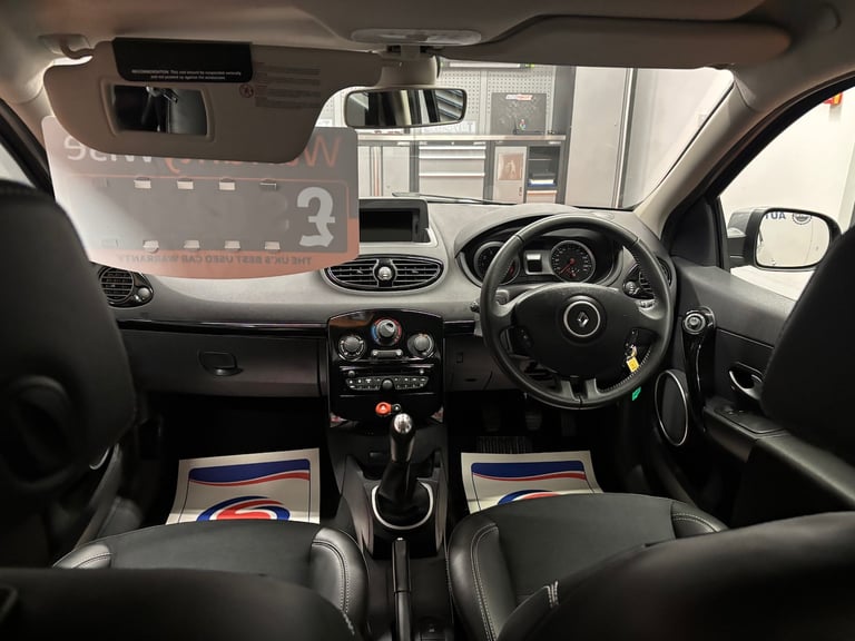 2012 Renault Clio 1.2 16V Dynamique TomTom 5dr HATCHBACK Petrol Manual