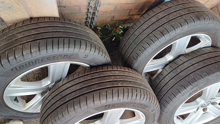 16 inch vw golf alloys 