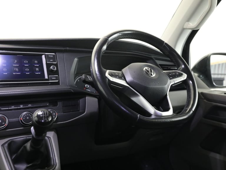 2020 Volkswagen Transporter Shuttle 2.0 TDI S Minibus Double Cab 5dr Diesel Manual SWB Euro 6 (s/...