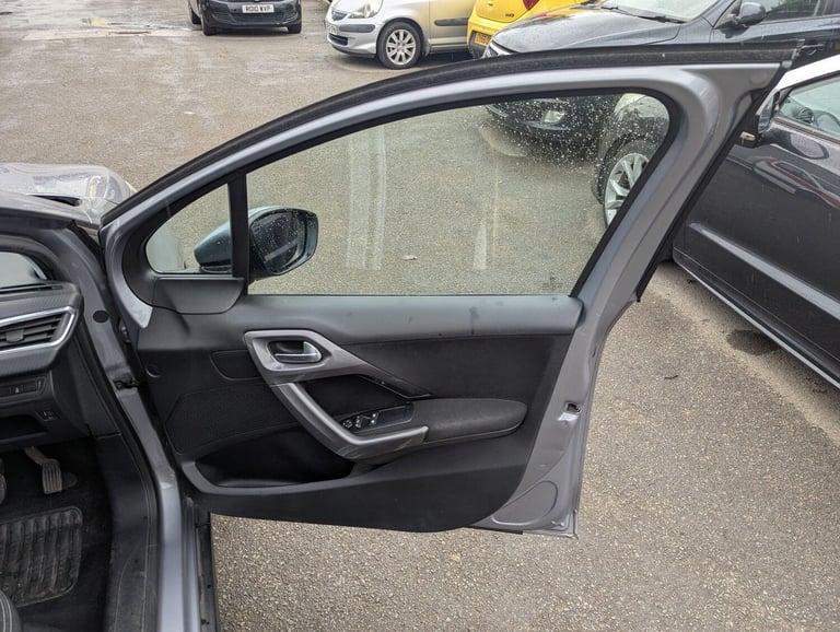 2016 Peugeot 2008 1.6 BlueHDi Active Euro 6 5dr HATCHBACK Diesel Manual