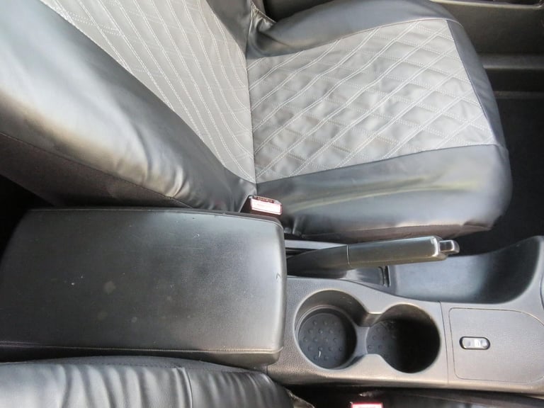 2008 Nissan Qashqai 1.6 Visia 2WD 5dr HATCHBACK Petrol Manual