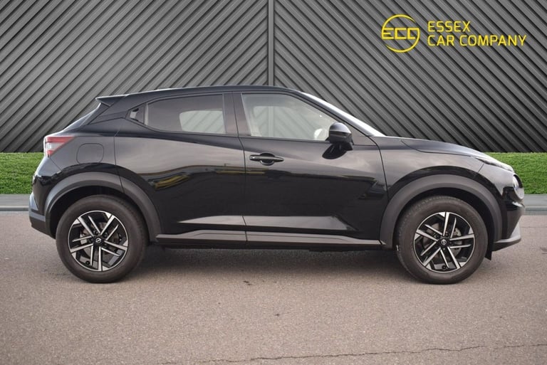 2025 Nissan Juke 1.0 DIG-T N-Connecta SUV 5dr Petrol DCT Auto Euro 6 (s/s) (114 ps) HATCHBACK Pet...