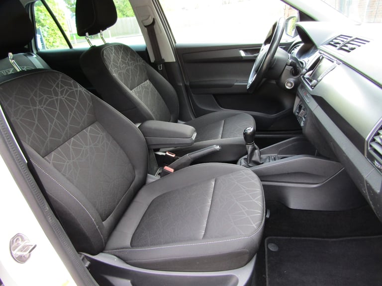 2018 Skoda Fabia 1.0 SE ESTATE EURO6 (s/s) 5DR MANUAL PETROL LEFT HAND DRIVE Estate Petrol Manual