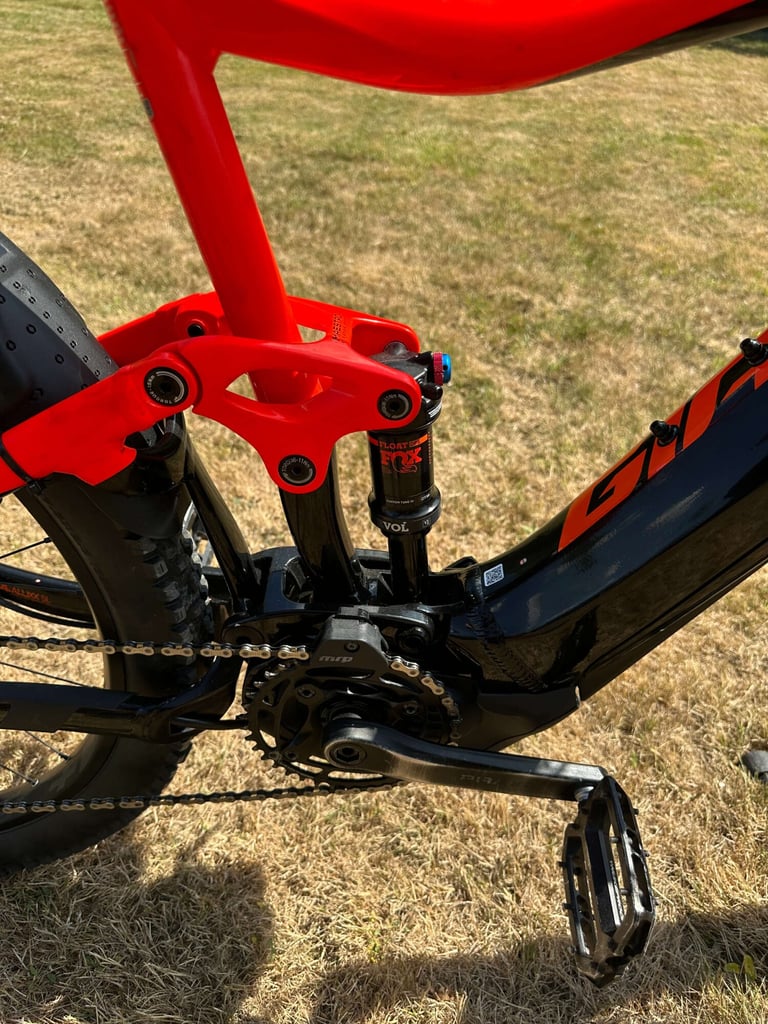 2025 GIANT CYCLES TRANCE E+ XL Pro Frame with Speedbox E-Bike Electric Manual