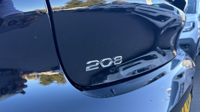 2022 Peugeot 208 1.2 PureTech Allure Premium Hatchback 5dr Petrol EAT Euro 6 (s/s) (100 ps) Hatch...