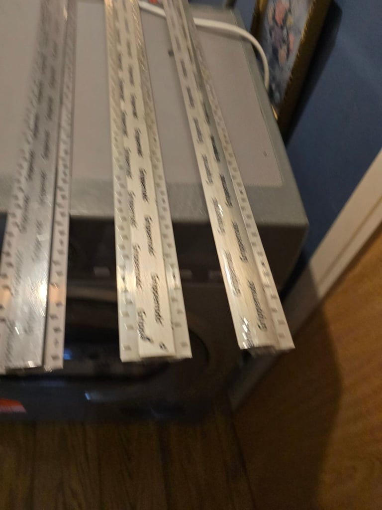 image for Carpet gripper door bars