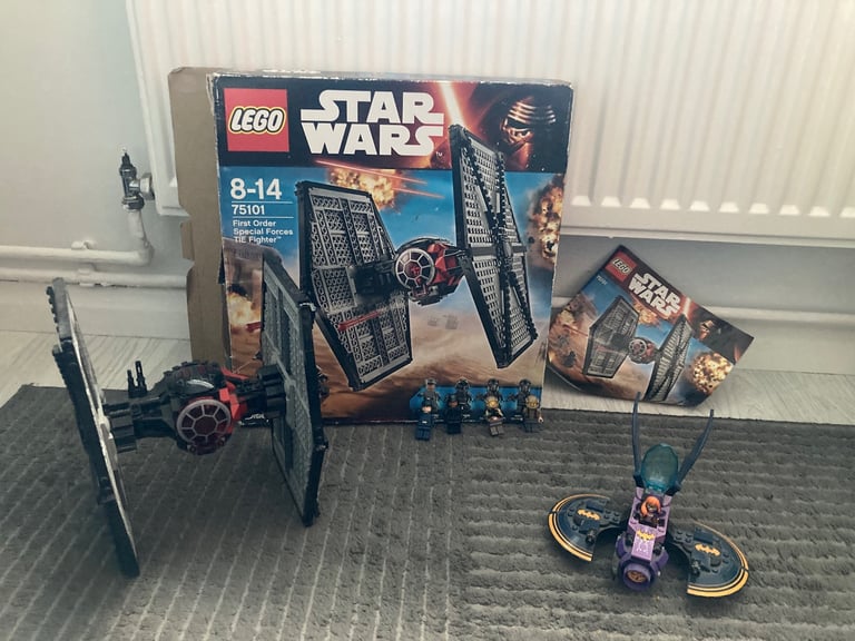 image for Lego Star Wars and bat woman 