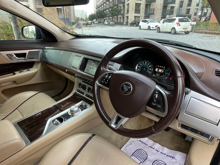 2015 Jaguar XF 2.2d [200] Portfolio 4dr Auto SALOON Diesel Automatic