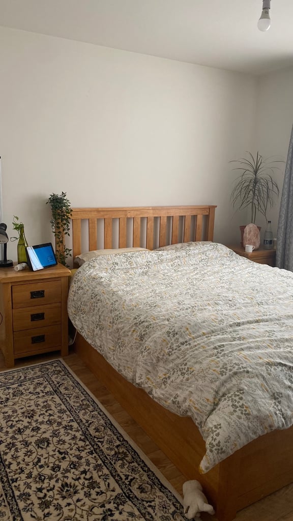 En-suite Room And Single Room 