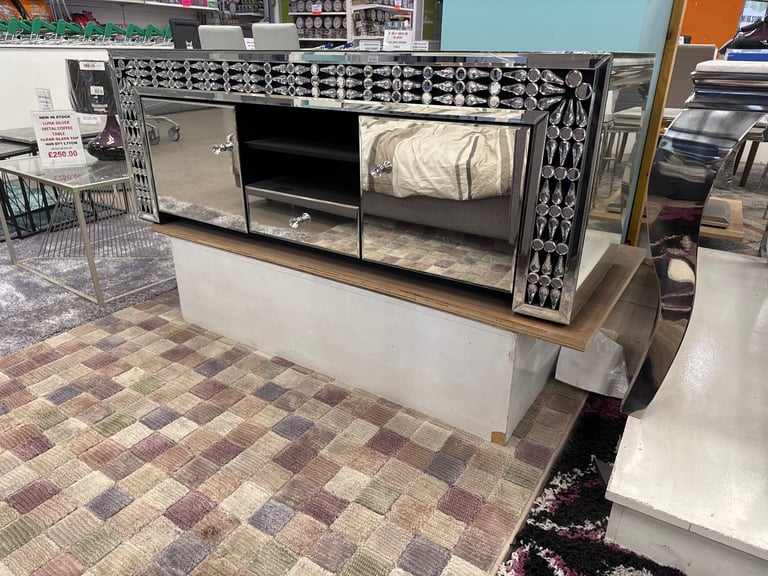 Crushed glass tv unit reduced ex display 