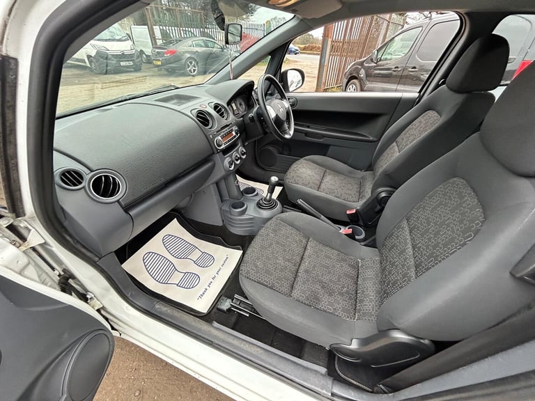 MITSUBISHI COLT 1.1 CZ1 2009