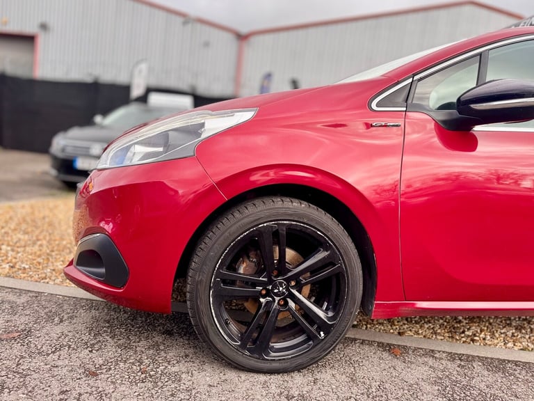 2015 Peugeot 208 1.6 BlueHDi 120 GT Line 5dr HATCHBACK Diesel Manual