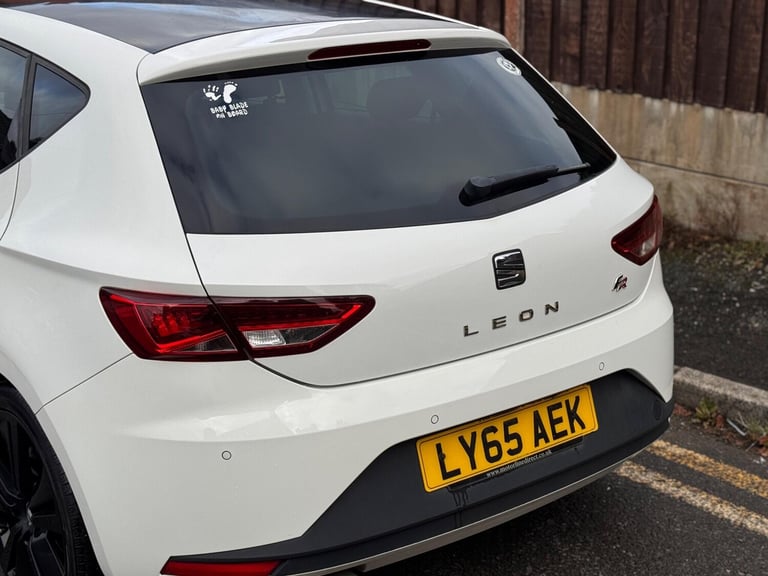 2015 SEAT Leon 1.4 TSI FR Black Technology Euro 6 (s/s) 5dr HATCHBACK Petrol Manual