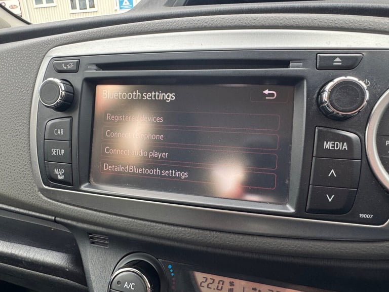 2014 Toyota Yaris 1.33 VVT-I ICON PLUS Hatchback Petrol Manual