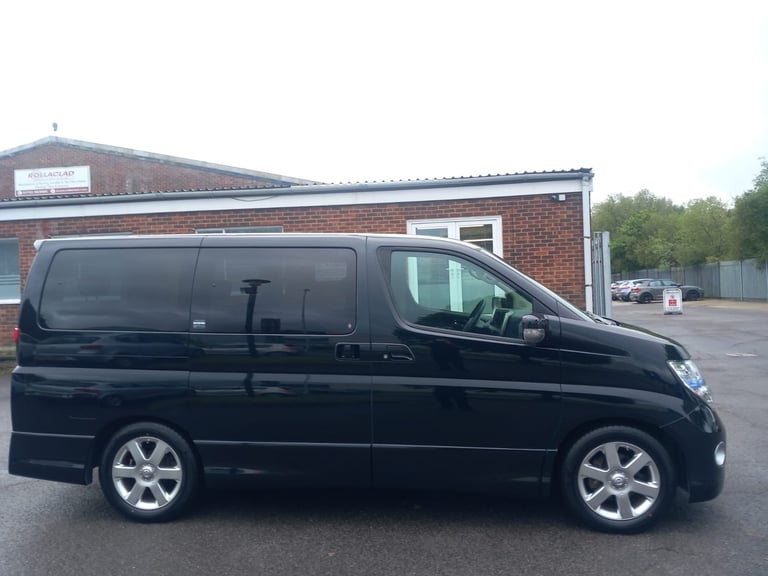 2006 Nissan Elgrand 2.5 Automatic  MPV Petrol Automatic