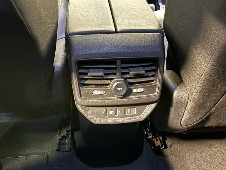 2023 Peugeot 5008 1.5 Bluehdi Allure Suv 5dr Diesel Eat Euro 6 (s/s) (130 Ps) HATCHBACK Diesel Au...