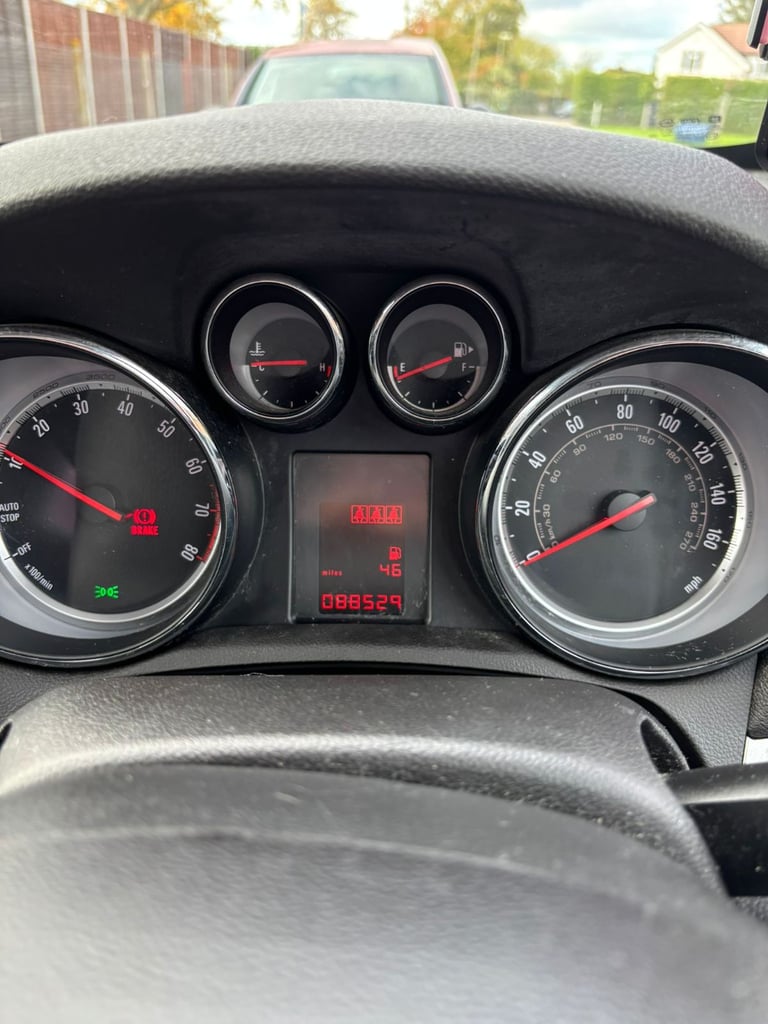 Vauxhall, MOKKA, Hatchback, 2013, Manual, 1598 (cc), 5 doors