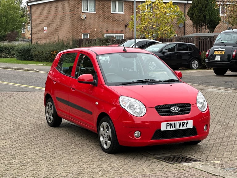 2011 KIA Picanto 2 Automatic 1.1L Petrol Full Kia Service History 1YR NEW MOT 44,000 Mileage 1 OWNER