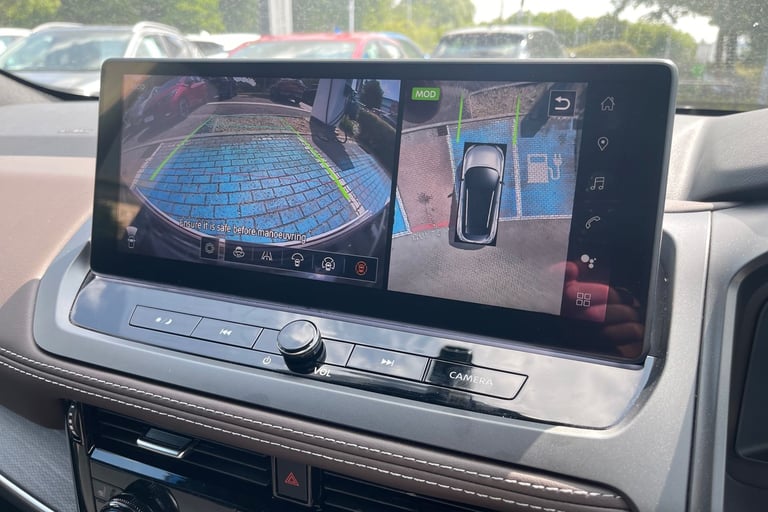 2025 Nissan Qashqai 1.3 DiG-T MH Tekna 5dr HATCHBACK PETROL Manual