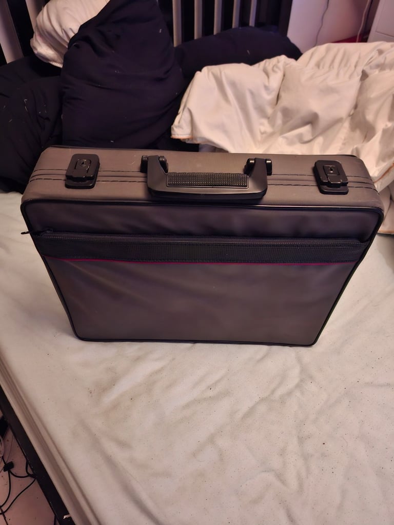 Large voyage laptop briefcase