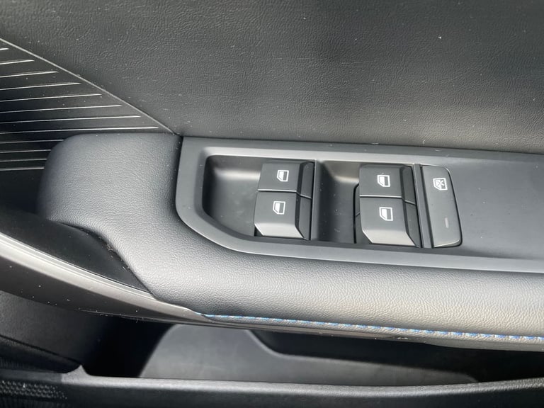 2023 MG MG4 MG4 SE (Long Range) 64 Kwh 5dr Electric Hatchback Electric Automatic