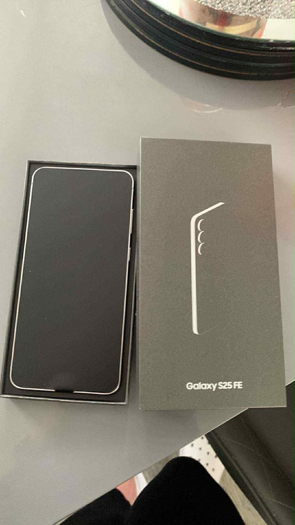 Samsung galaxy s25fe