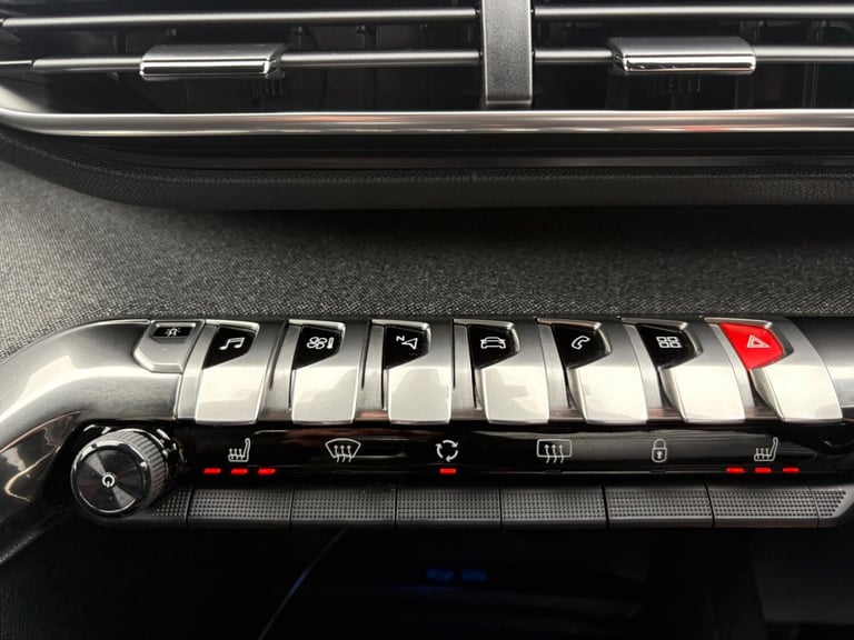 2019 Peugeot 3008 1.5 BlueHDi GT Line Premium Euro 6 (s/s) 5dr HATCHBACK Diesel Manual