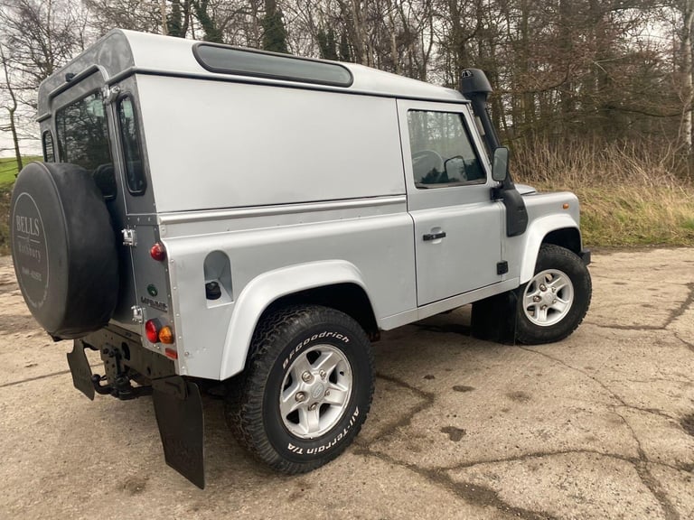 2008 Land Rover Defender 90 2.4 TDCi County Hard Top SUV 4WD SWB Euro 4 3dr PANEL VAN Diesel Manual