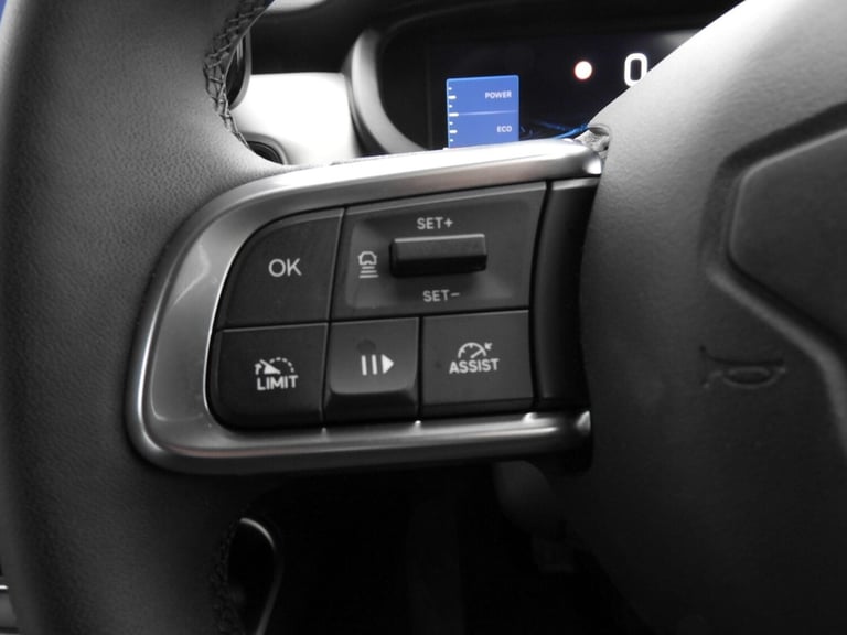 2024 Jeep Avenger Altitude 156hp Auto HATCHBACK Electric Automatic