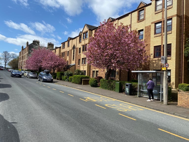 2 Bedroom Flat For Rent Immediately In Morningside