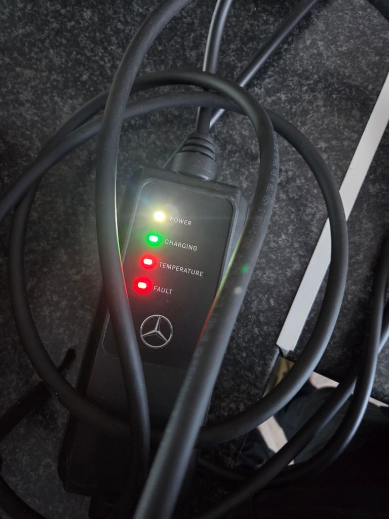 Mercedes electric car charge cable