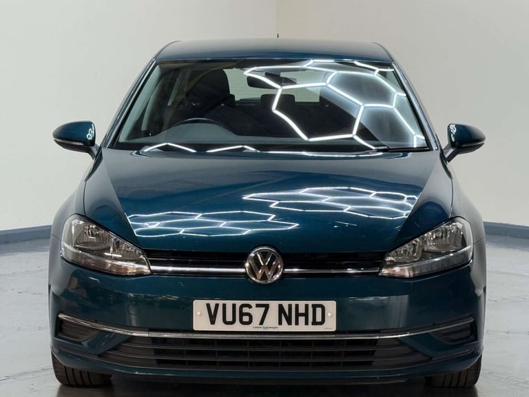 2017 Volkswagen Golf 1.6 TDI BlueMotion Tech SE Nav Euro 6 (s/s) 5dr Hatchback Diesel Manual