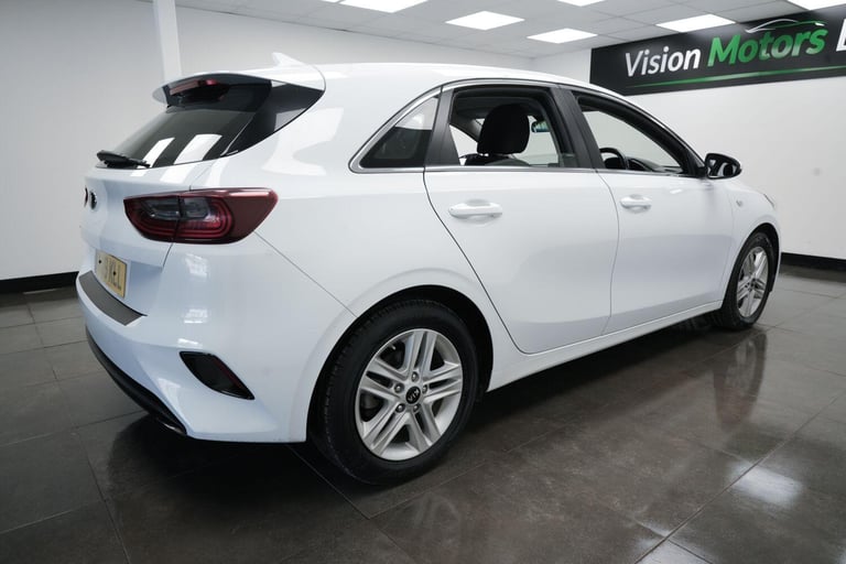  Kia Ceed 1.6 CRDi ECO 2 Euro 6 (s/s) 5dr Diesel Manual