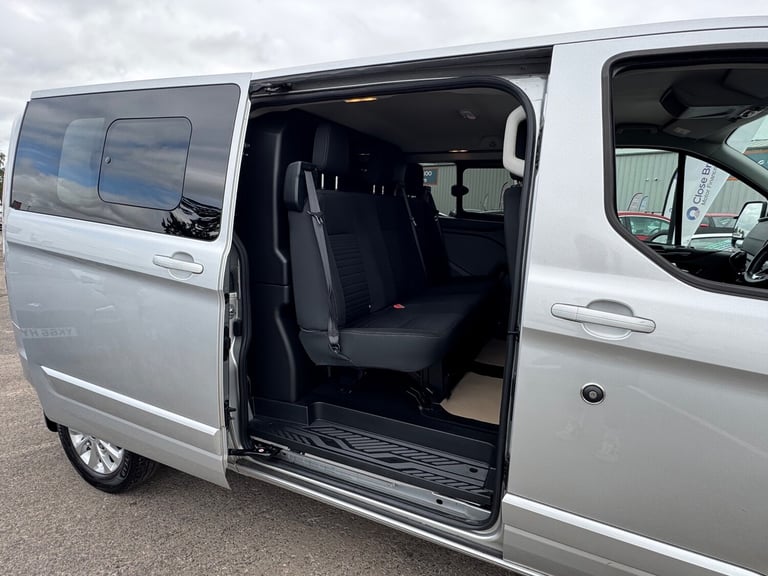2022 Ford Transit Custom Ford Transit Custom 2.0 320 Limited  Crew Cab  Low