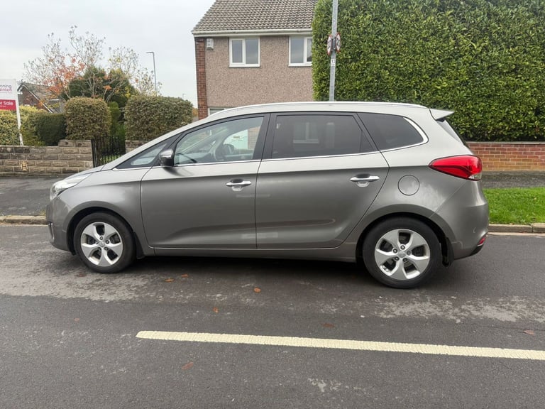 Kia Carens 2 1.7 CRDi MPV 7-seater Automatic with 12 Months Mot&Low Mileage 79K&Full Ser Hist