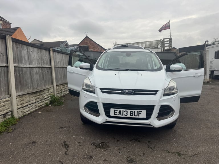 Ford, KUGA, Hatchback, 2013, Semi-Auto, 1997 (cc), 5 doors