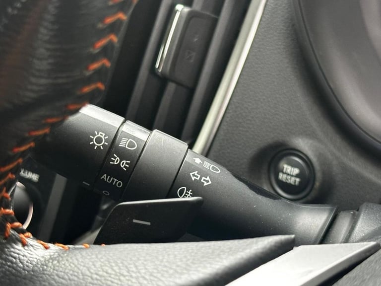 2019 Subaru XV 2.0i SE Premium SUV 5dr Petrol Lineartronic 4WD Euro 6 (s/s) (156 ps) HATCHBACK Pe...