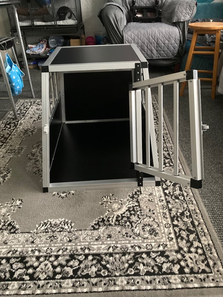 Car dog crate