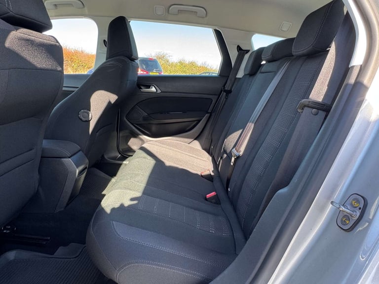 2016 Peugeot 308 1.6 308 Allure SW HDi Blue S/S 5dr Estate Diesel Manual