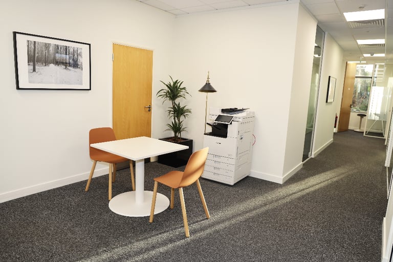 Harpenden - AL5 4US, Private office space for 1 person in Regus Harpenden, Waterside