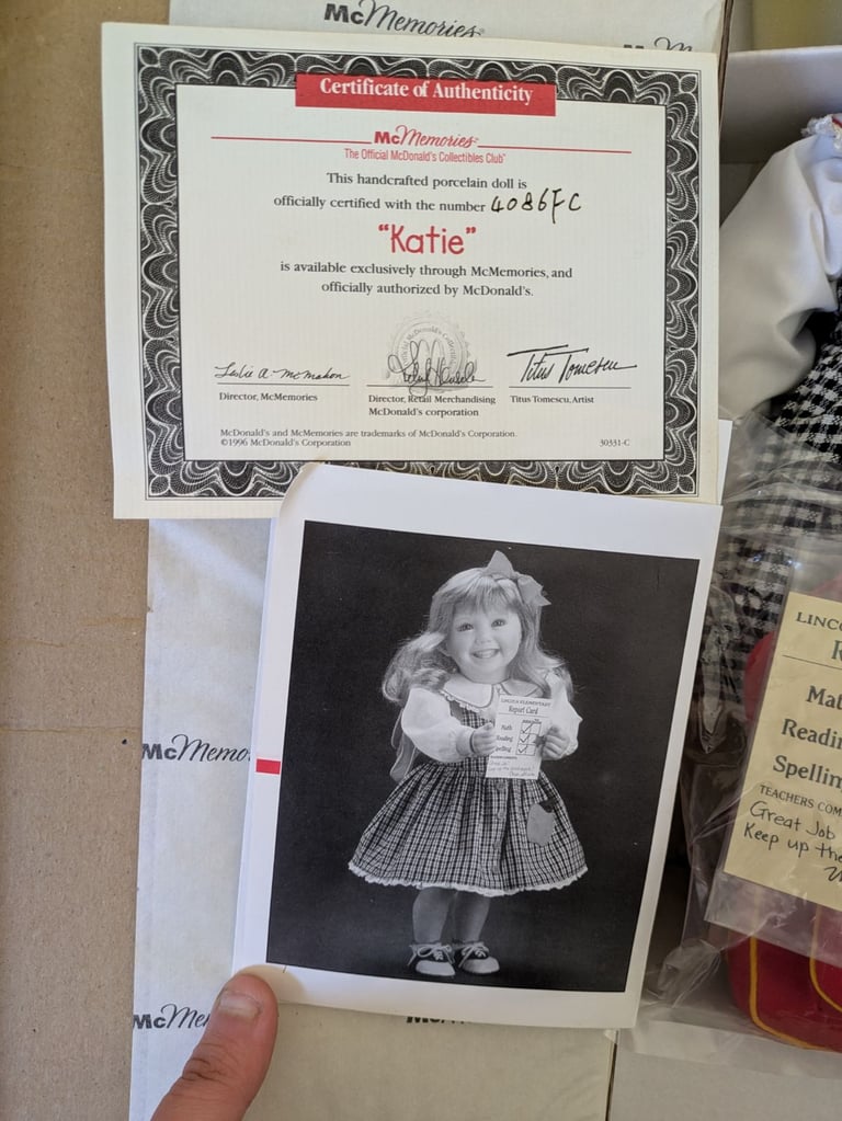 Collection of immaculate porcelein dolls 