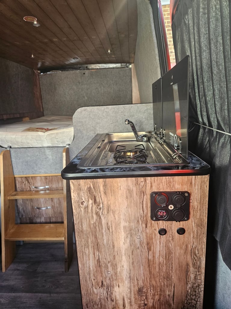 Volkswagen, LT 28 TDI MWB, Panel Van, 2001, 2461 (cc)