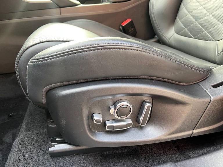 2020 Jaguar E-Pace 2.0 HSE 5dr Auto ESTATE PETROL Automatic