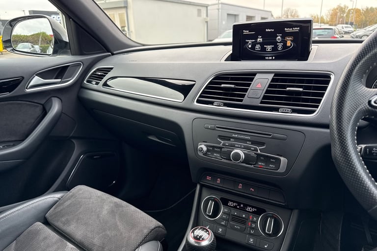 2018 Audi Q3 2.0 TDI Black Edition 5dr ESTATE DIESEL Manual