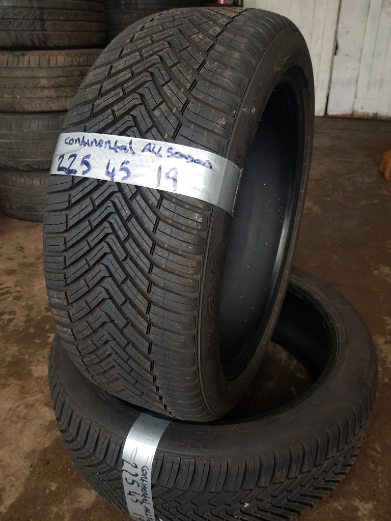 225 45 19 Conti CrossConatct Like New Tyres Matching pair ONLY £100fitted & balanced open 7 days 