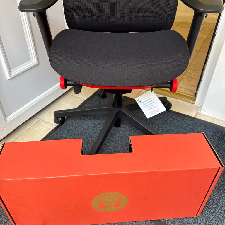Herman Miller Vantum Chair - BRAND NEW BOXED (London Delivery)
