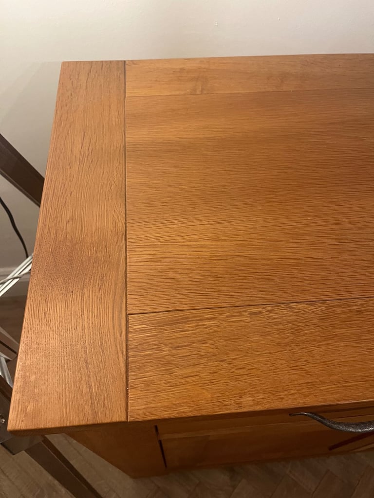 Solid wood sideboard 