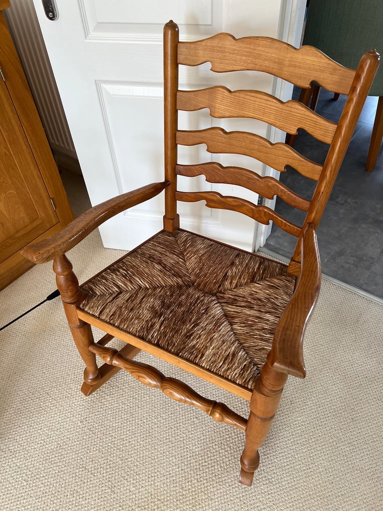 Rocking chair